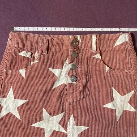 Peach Love California Star Mini Skirt Buttons Pockets- Size Small - Picture 3 of 5